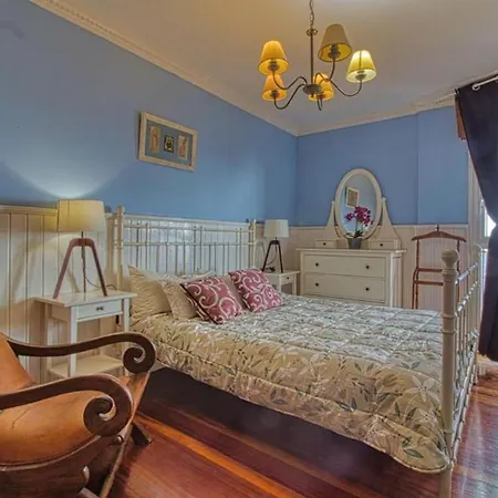 Stunning 3 Bedroom In With Ocean Views 아파트