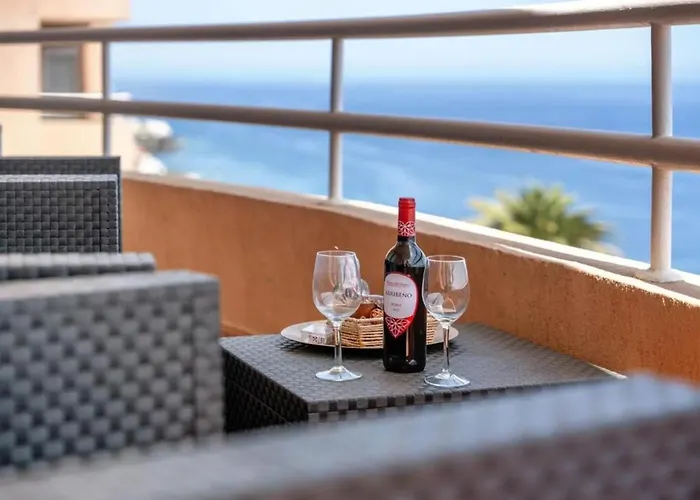 דירה Stunning 3 Bedroom In With Ocean Views
